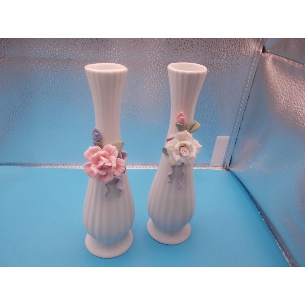 Vintage Porcelain Bud Vase Set 2 White Fluted 3D Pink White Rose Floral Decor